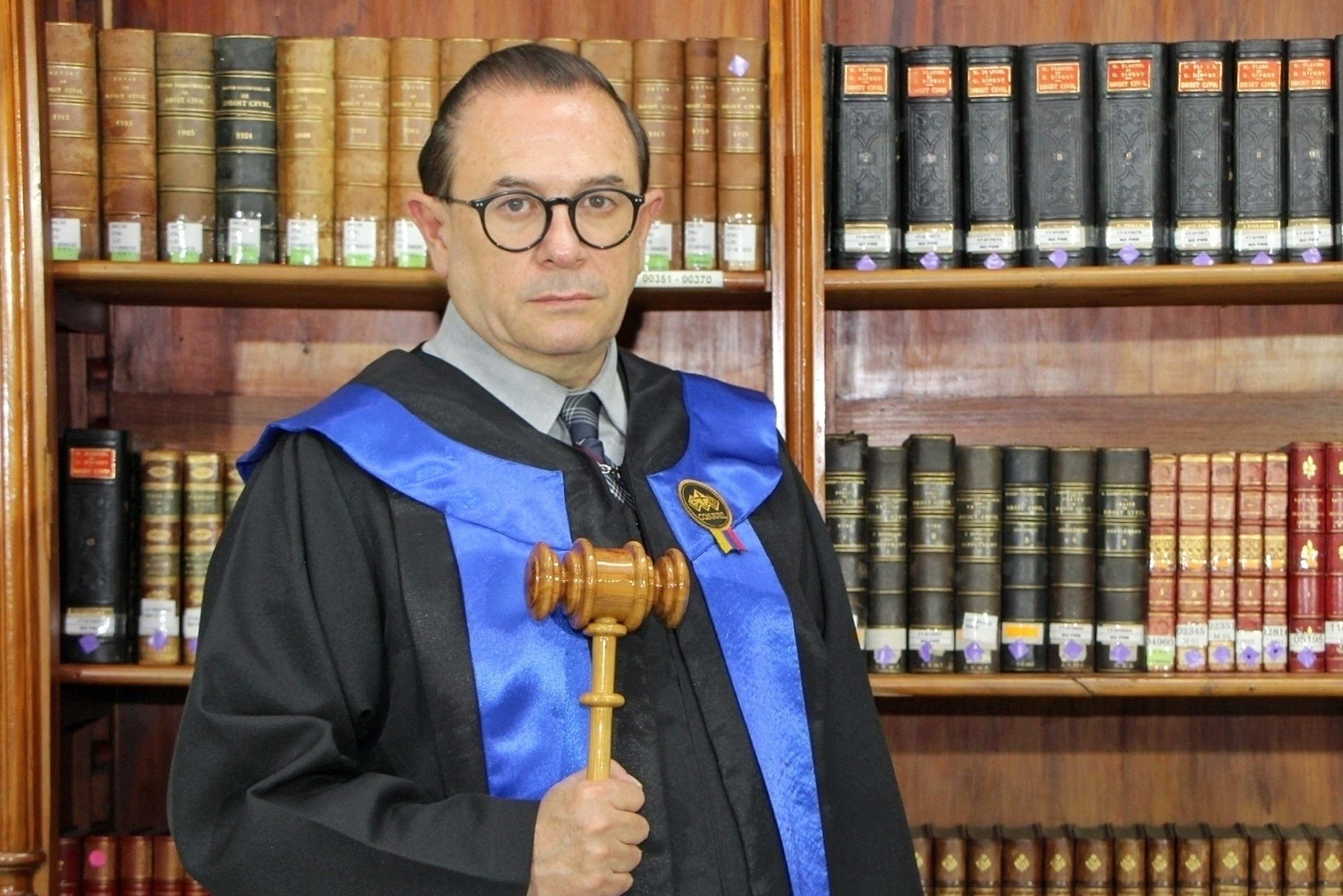 Iván Rodrigo Larco Ortuño