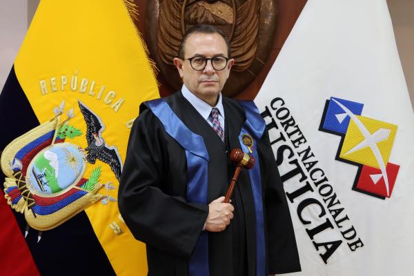 Iván Rodrigo Larco Ortuño
