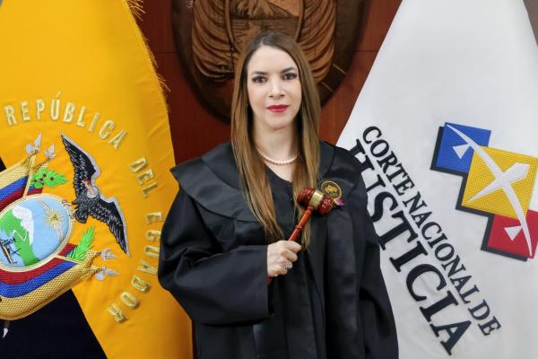Katerine Betty Muñoz Subía
