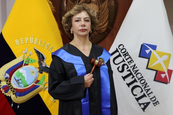 Liz Mirella Barrera Espín